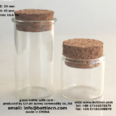 15ml glass jar with cork stopper